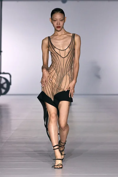 Look 6